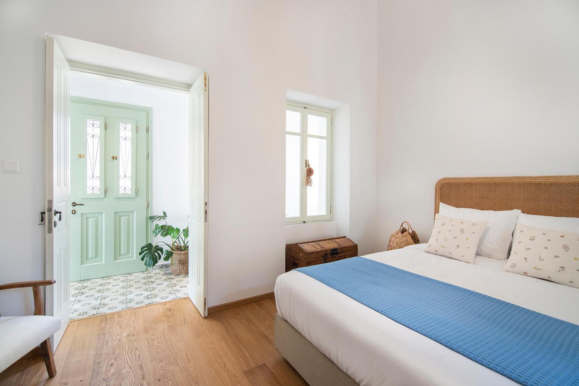 Chora Aegina'S Apartments Екстериор снимка