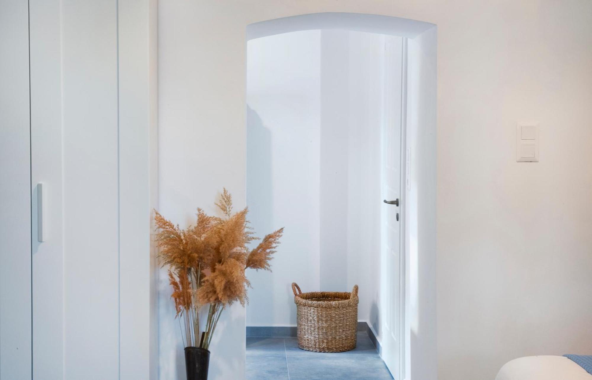 Chora Aegina'S Apartments Екстериор снимка